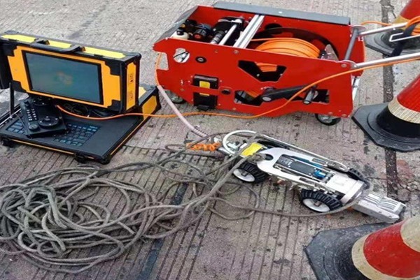 萨迦CCTV管道检测机器人